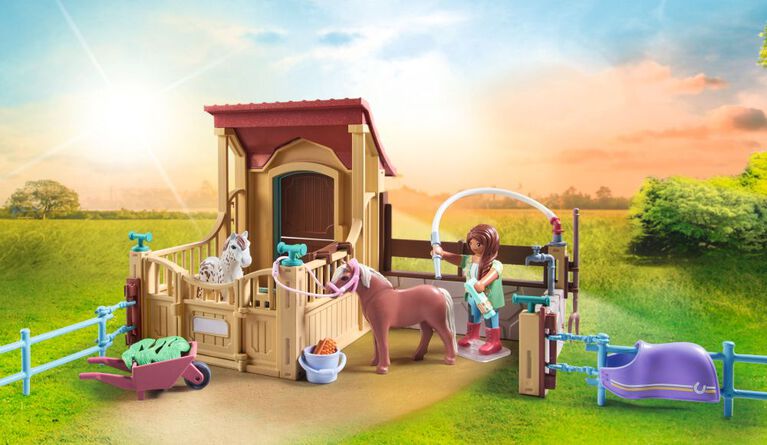 Playmobil - Cavalieres avec box et poneys